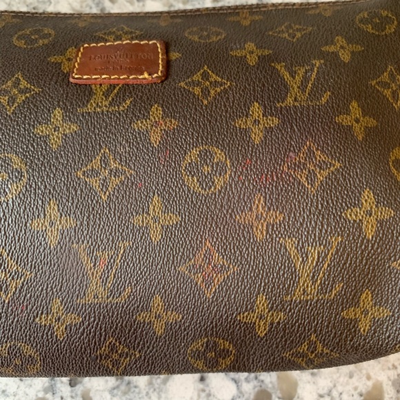 Louis Vuitton Monogram bag - Picture 9 of 15